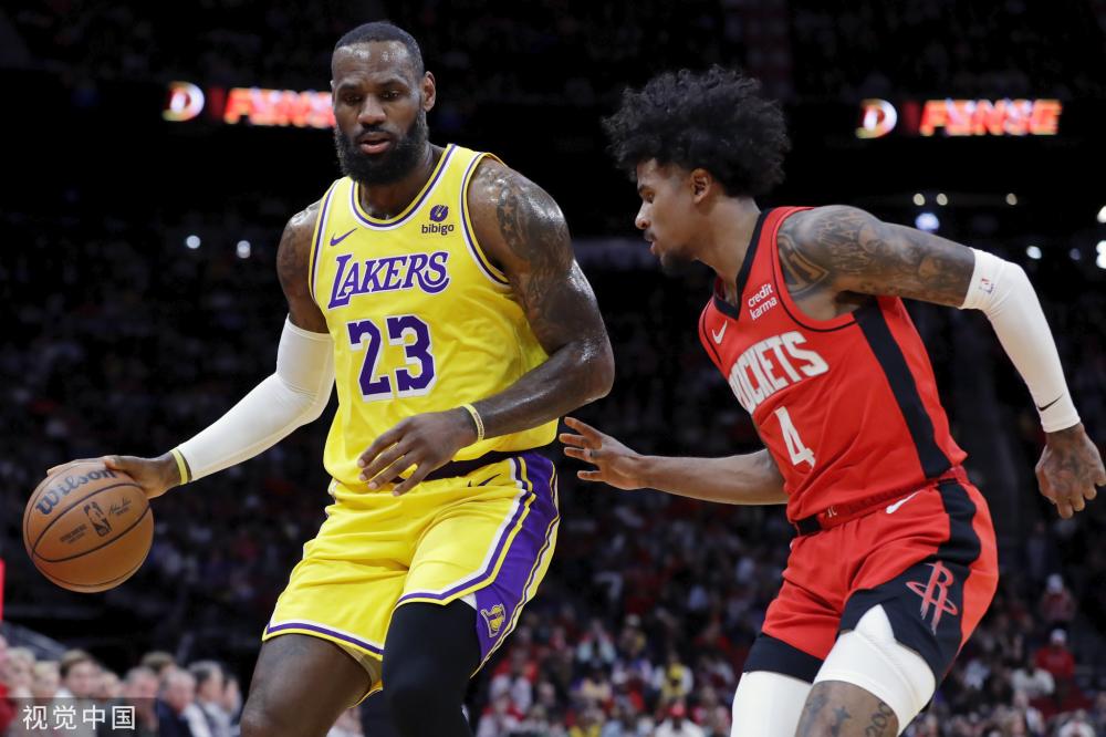 展的背景下 展的背景下