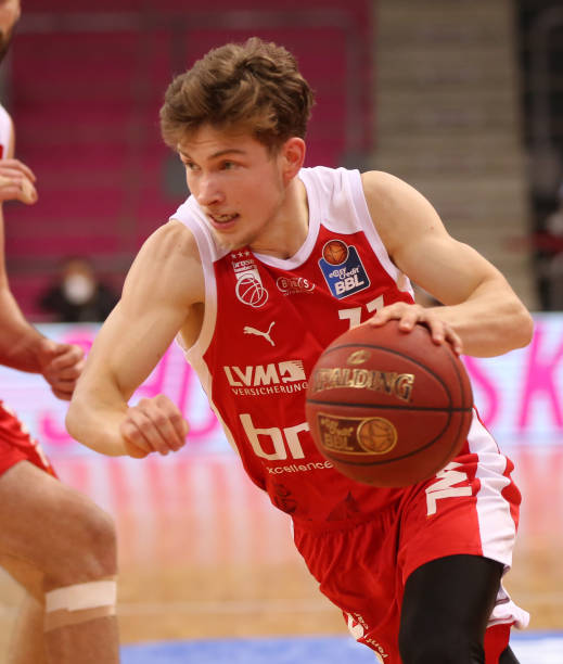 这种坚定的 这种坚定的