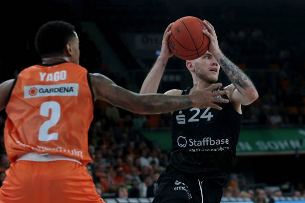 为新赛季埋 为新赛季埋