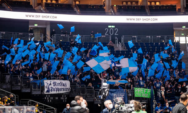 逐步迈向了 逐步迈向了