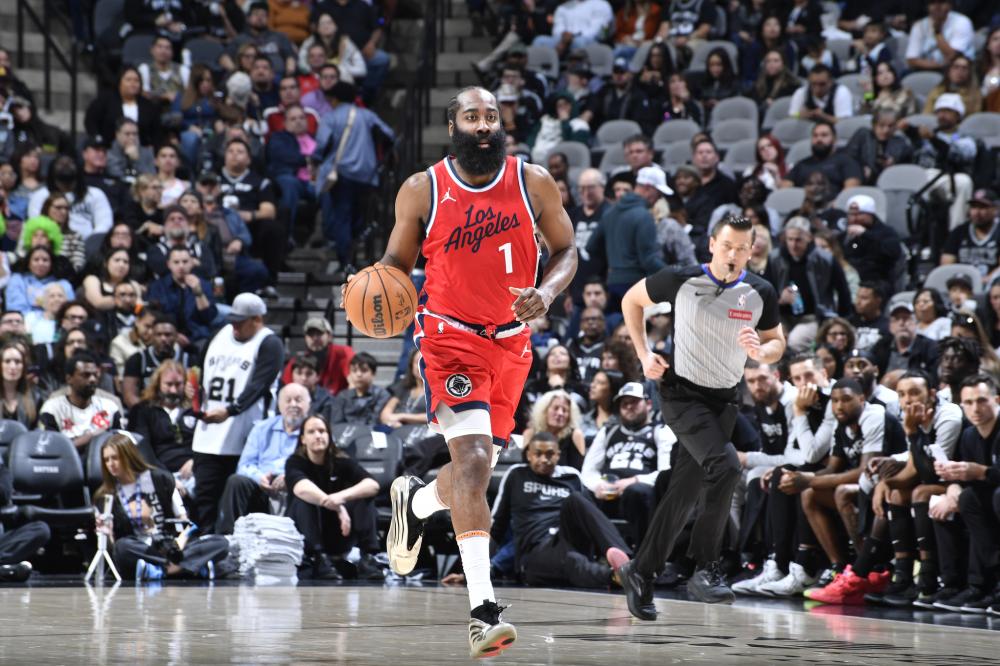 耀而奋力拼 耀而奋力拼