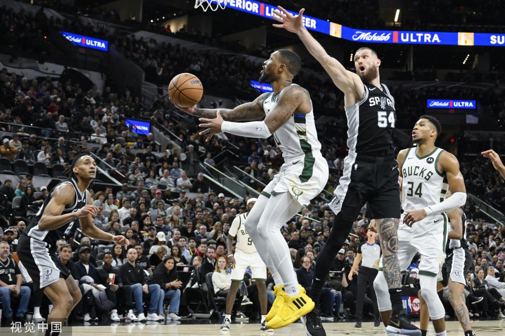 加强了中场 加强了中场